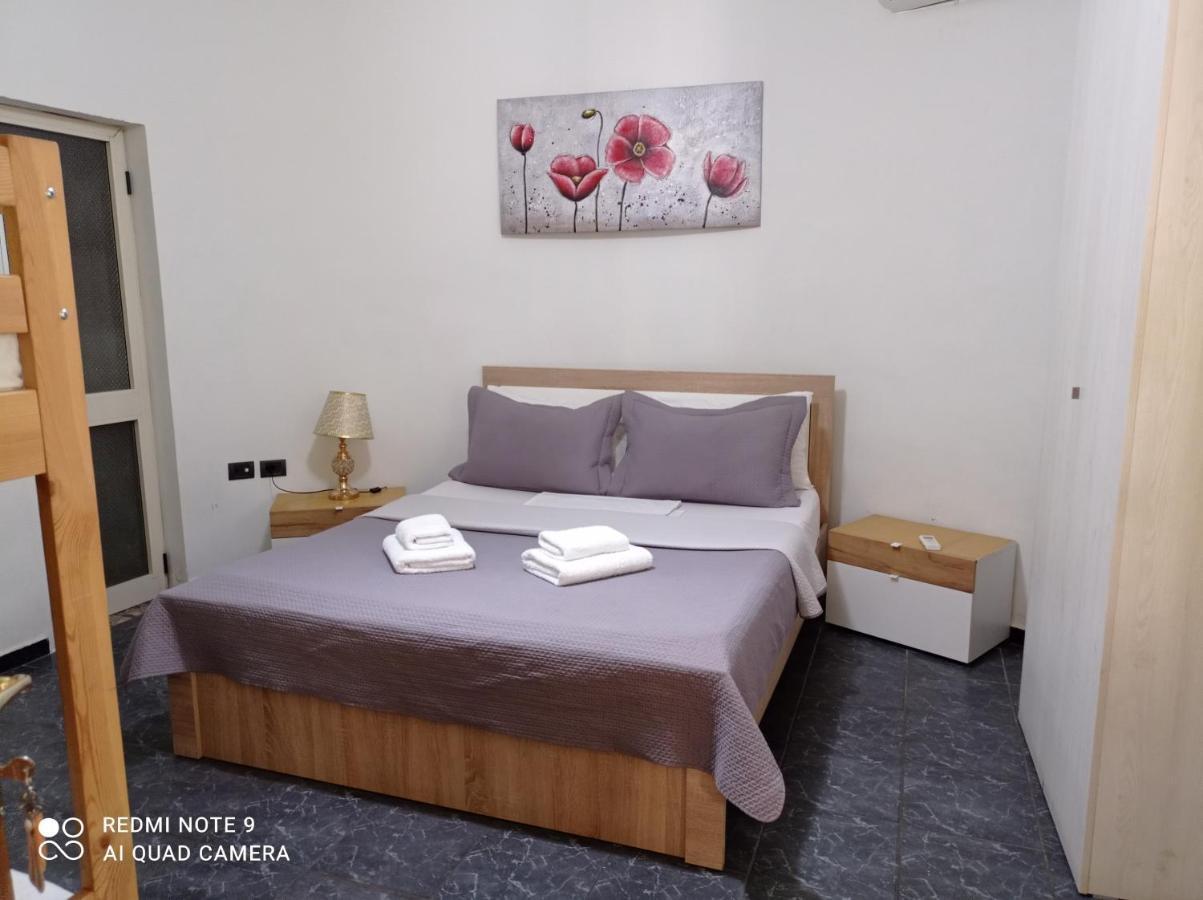 Orange Villa Hotel Tiranë Phòng bức ảnh