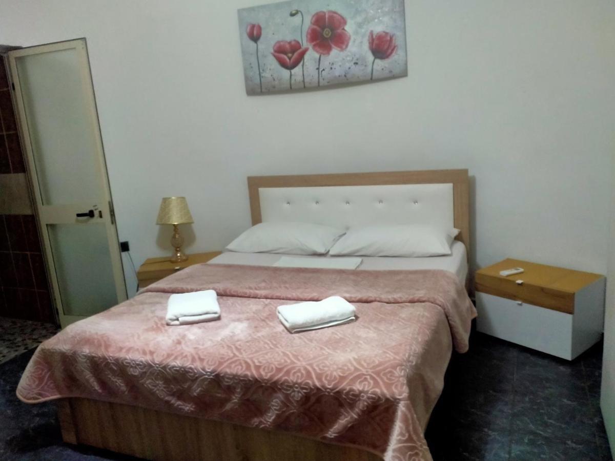 Orange Villa Hotel Tiranë Ngoại thất bức ảnh