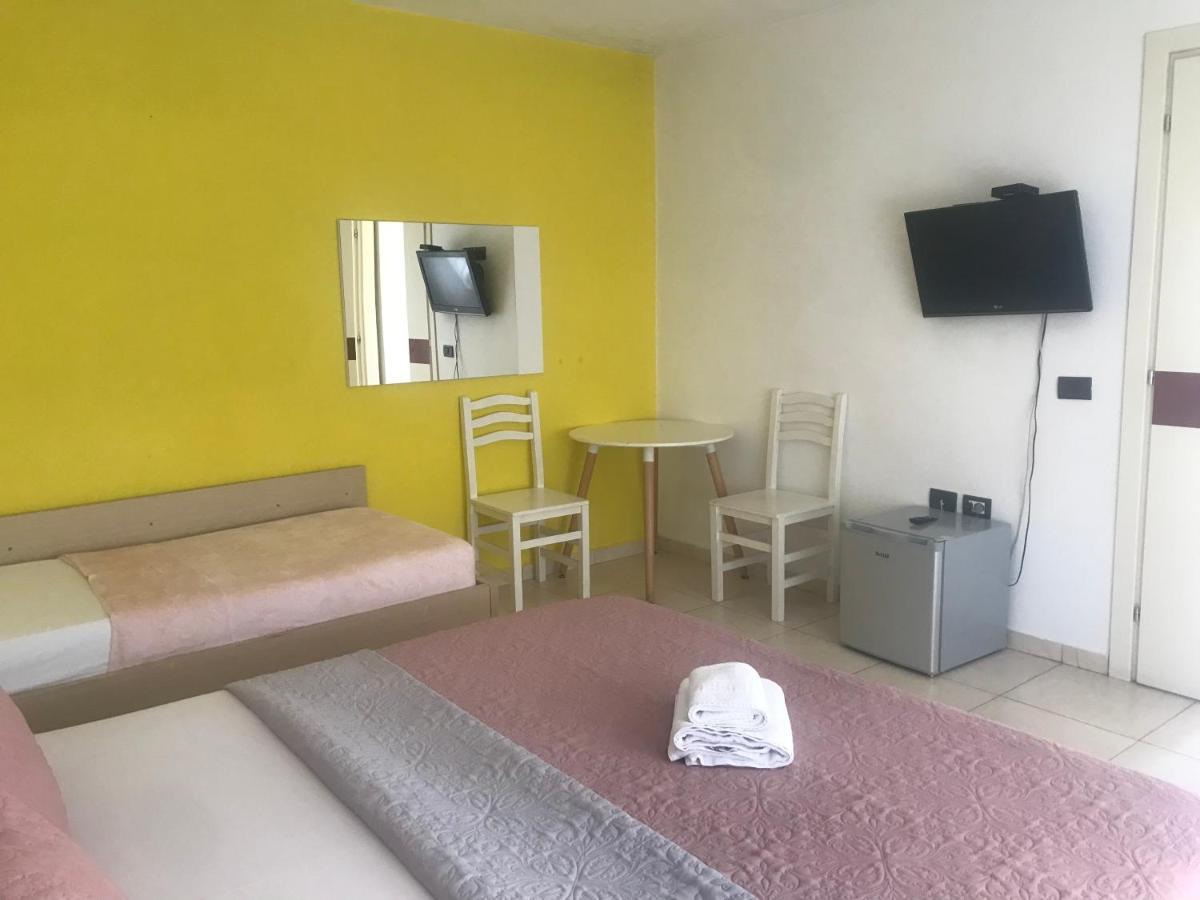 Orange Villa Hotel Tiranë Ngoại thất bức ảnh